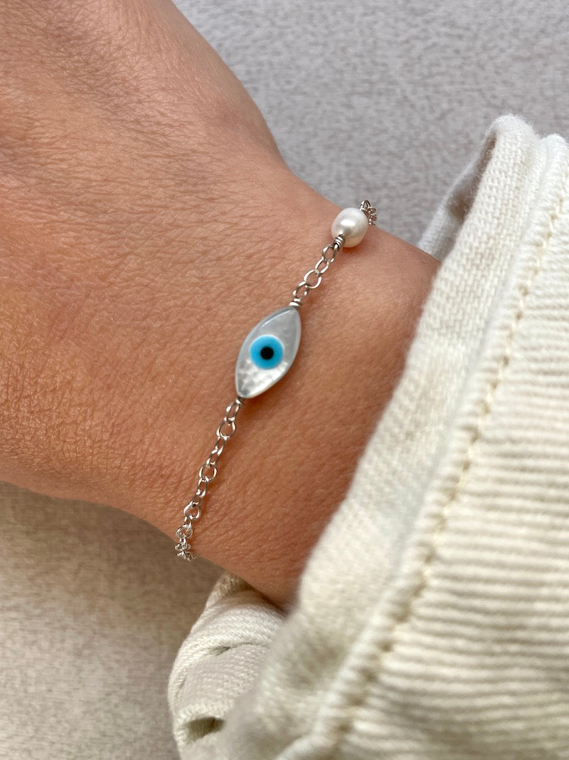 Silver Evil Eye Armband